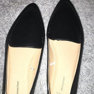 black pointed flats